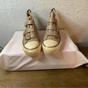 Blowfish Tan Buckle High-Top Sneakers